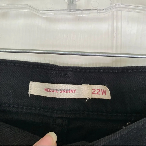 LEVI'S Wedgie Skinny Fit Jeans Black Size 22W - Picture 5 of 11